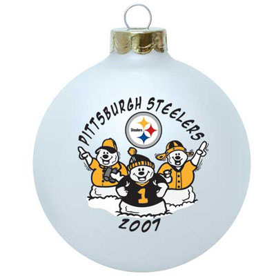 Pittsburg Steelers Christmas Gift Set With A Christmas Ornament. 