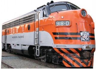 SU-851 WP 918D Train Lifesize Standup