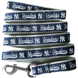 New York Yankees pet leash