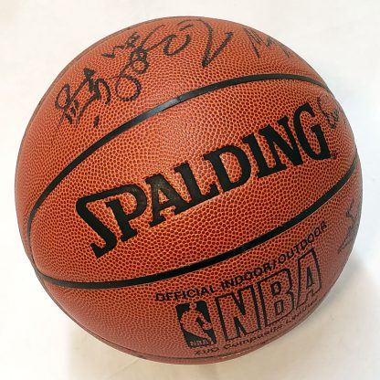 76ers Team Signed Ball 1068