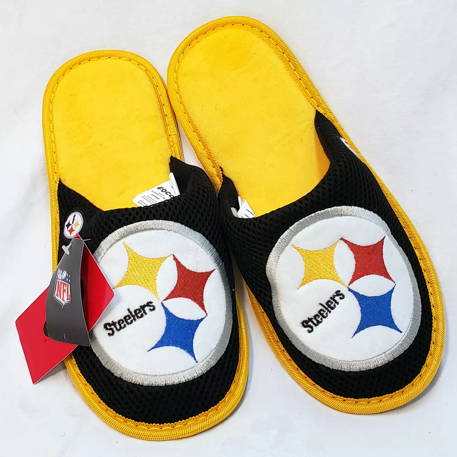 Pittsburgh Steelers Mens Slippers - SWIT Sports