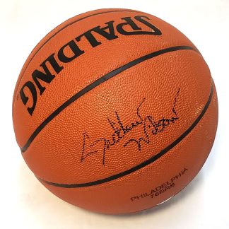Gretchen-Wilson-Signed-Basketball