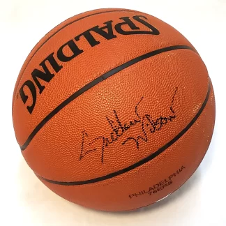 Gretchen Wilson Signed Basketball