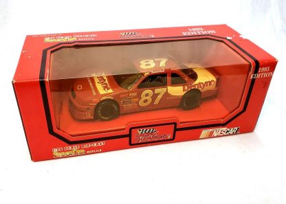 1993-Joe-Nemecheck-Dentyne-124-Diecast-Stock-Car