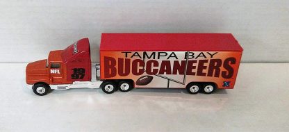 Tampa Bay Buccaneers 1997 Limited Edtition Diecast Tractor Trailer - Image 3