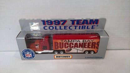 Tampa Bay Buccaneers 1997 Limited Edtition Diecast Tractor Trailer - Image 5